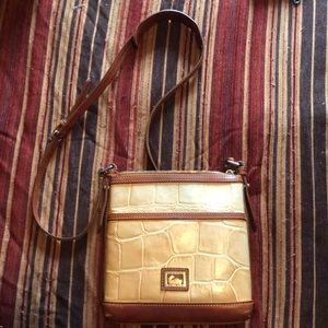 DOONEY&BOURKE PURSE